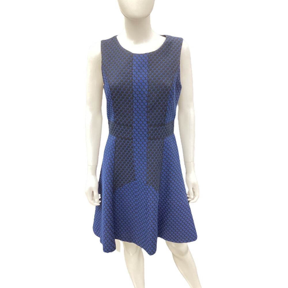 Trina Turk Dress Women’s Size 8 Sleeveless Back Zipper Blue And Black